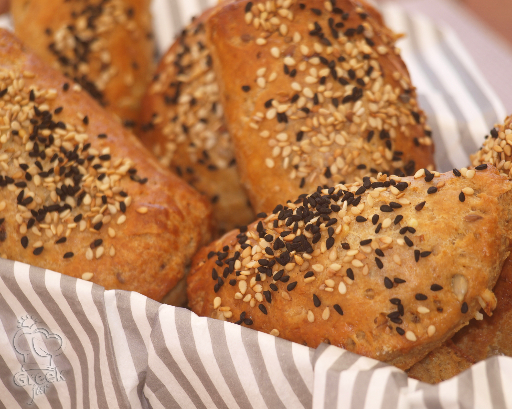 Mini Cheese Pies with yogurt dough